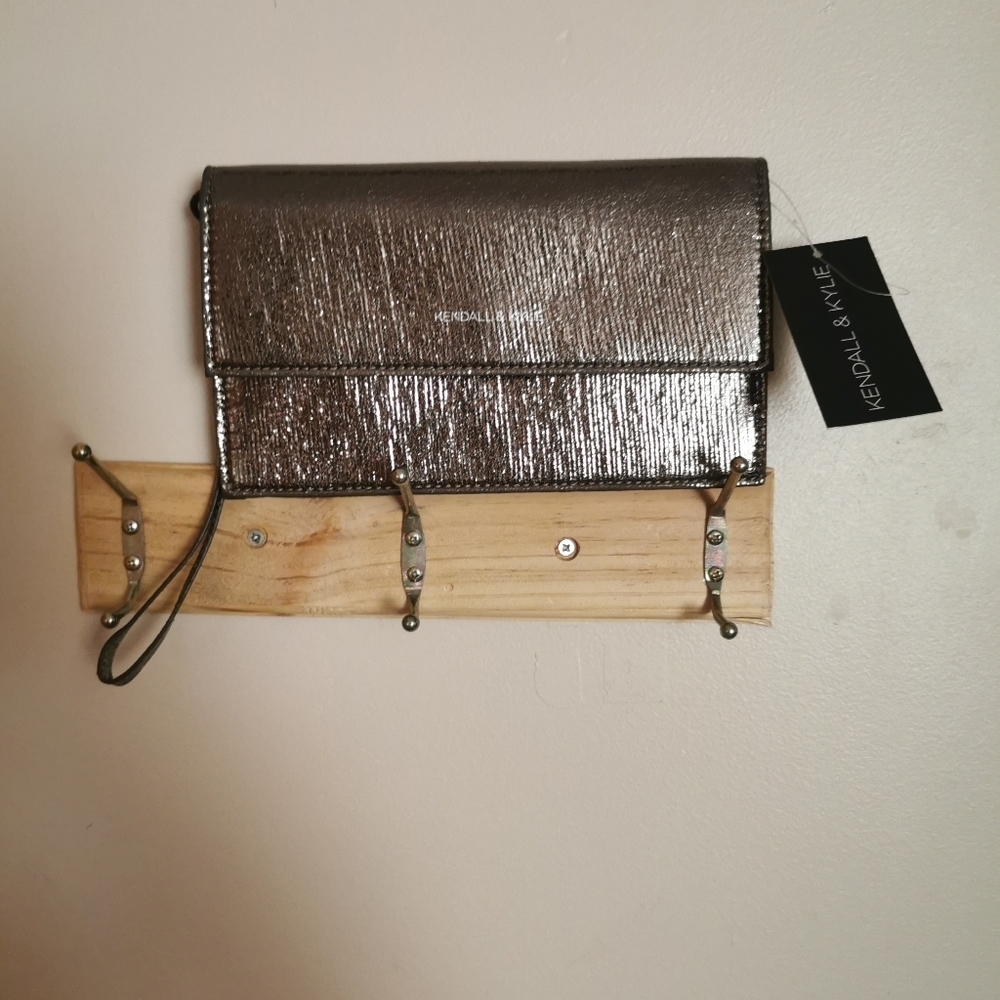 Kendall & Kylie Small(wristlet  or shoulder…